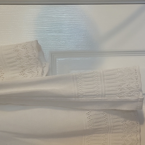 Signature by Robbie Bee Cardigan Sweater, Size Small - Picture 2 of 4